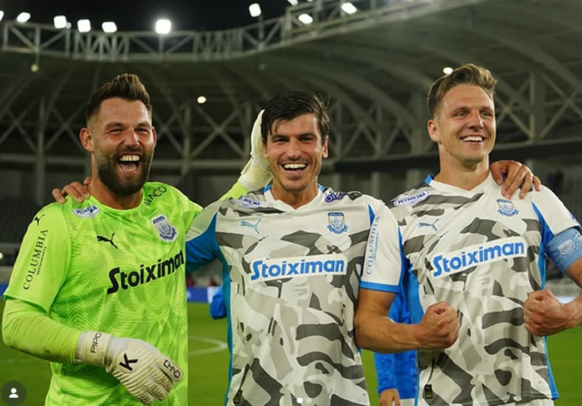 Profil Sergio Castel, Penyerang Anyar Persib Bandung yang Siap Menggila di Sisa Musim 2025-2026 Profil Sergio Castel, Penyerang Anyar Persib Bandung yang Siap Menggila di Sisa Musim 2025-2026