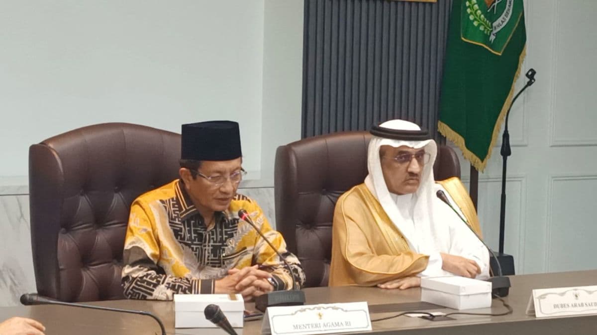 Terima Kurma Kerajaan Arab Saudi, Menag Bakal Distribusikan ke Masjid IKN hingga Ormas Islam Terima Kurma Kerajaan Arab Saudi, Menag Bakal Distribusikan ke Masjid IKN hingga Ormas Islam