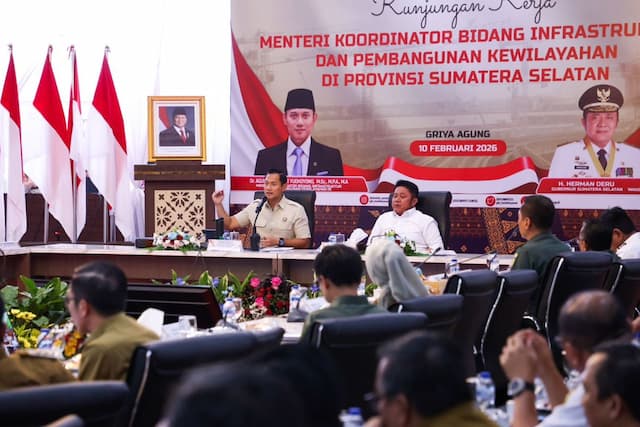 Menko AHY Dorong Percepatan Pelabuhan Tanjung Carat, Targetkan Ekspor Mandiri Sumsel Menko AHY Dorong Percepatan Pelabuhan Tanjung Carat, Targetkan Ekspor Mandiri Sumsel