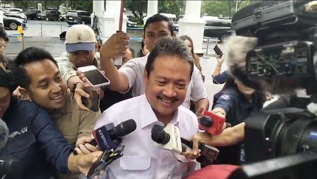 Sudah Baikan dengan Purbaya Usai Saling Sindir, Menteri Trenggono Lempar Senyuman Sudah Baikan dengan Purbaya Usai Saling Sindir, Menteri Trenggono Lempar Senyuman