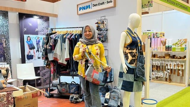 Sukses Melenggang ke Pameran Nasional, Ini Kisah Erna Merajut Asa bersama PNM Mekaar Sukses Melenggang ke Pameran Nasional, Ini Kisah Erna Merajut Asa bersama PNM Mekaar