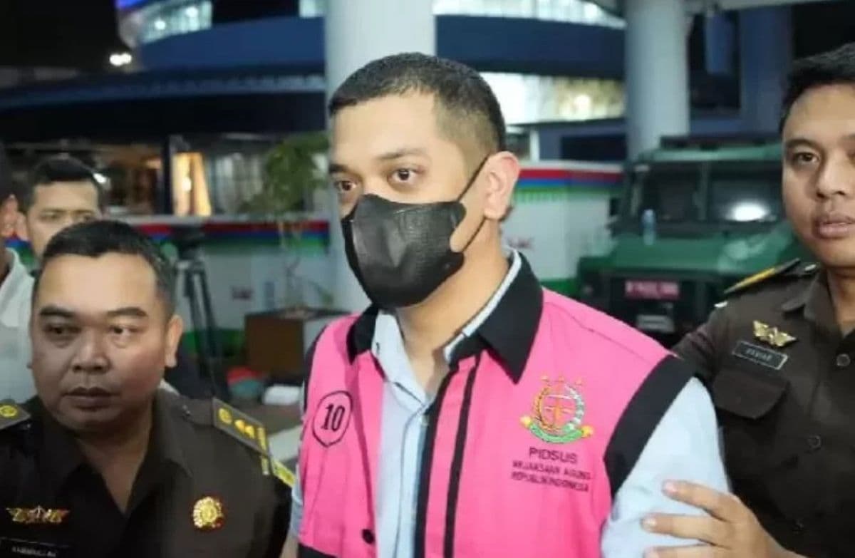 Didakwa Rugikan Negara Rp285 Triliun, Anak Riza Chalid Jalani Sidang Tuntutan Hari Ini Didakwa Rugikan Negara Rp285 Triliun, Anak Riza Chalid Jalani Sidang Tuntutan Hari Ini