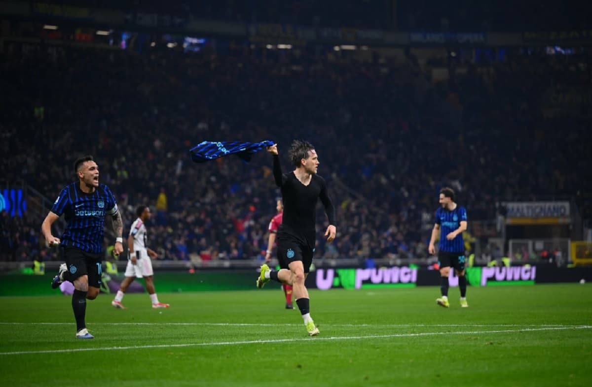 Juventus Ngamuk hingga Kritik Kinerja Wasit Laga Kontra Inter Milan, Cristian Chivu Beri Sindiran Menohok Juventus Ngamuk hingga Kritik Kinerja Wasit Laga Kontra Inter Milan, Cristian Chivu Beri Sindiran Menohok