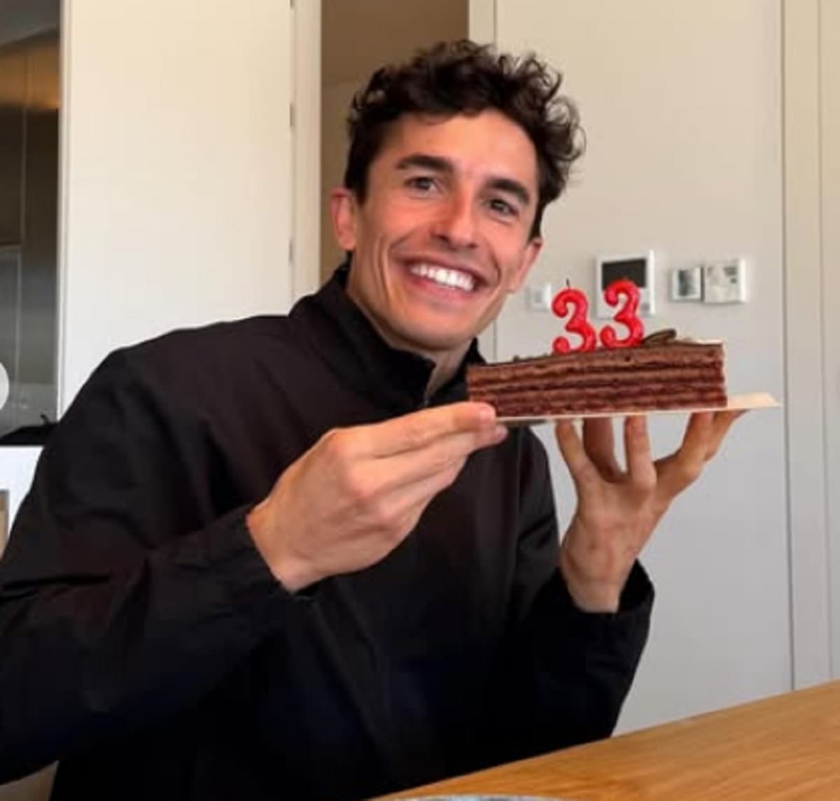 Marc Marquez Ulang Tahun Ke-33, Dapat Kejutan dan Pesan Menyentuh dari sang Kekasih Marc Marquez Ulang Tahun Ke-33, Dapat Kejutan dan Pesan Menyentuh dari sang Kekasih