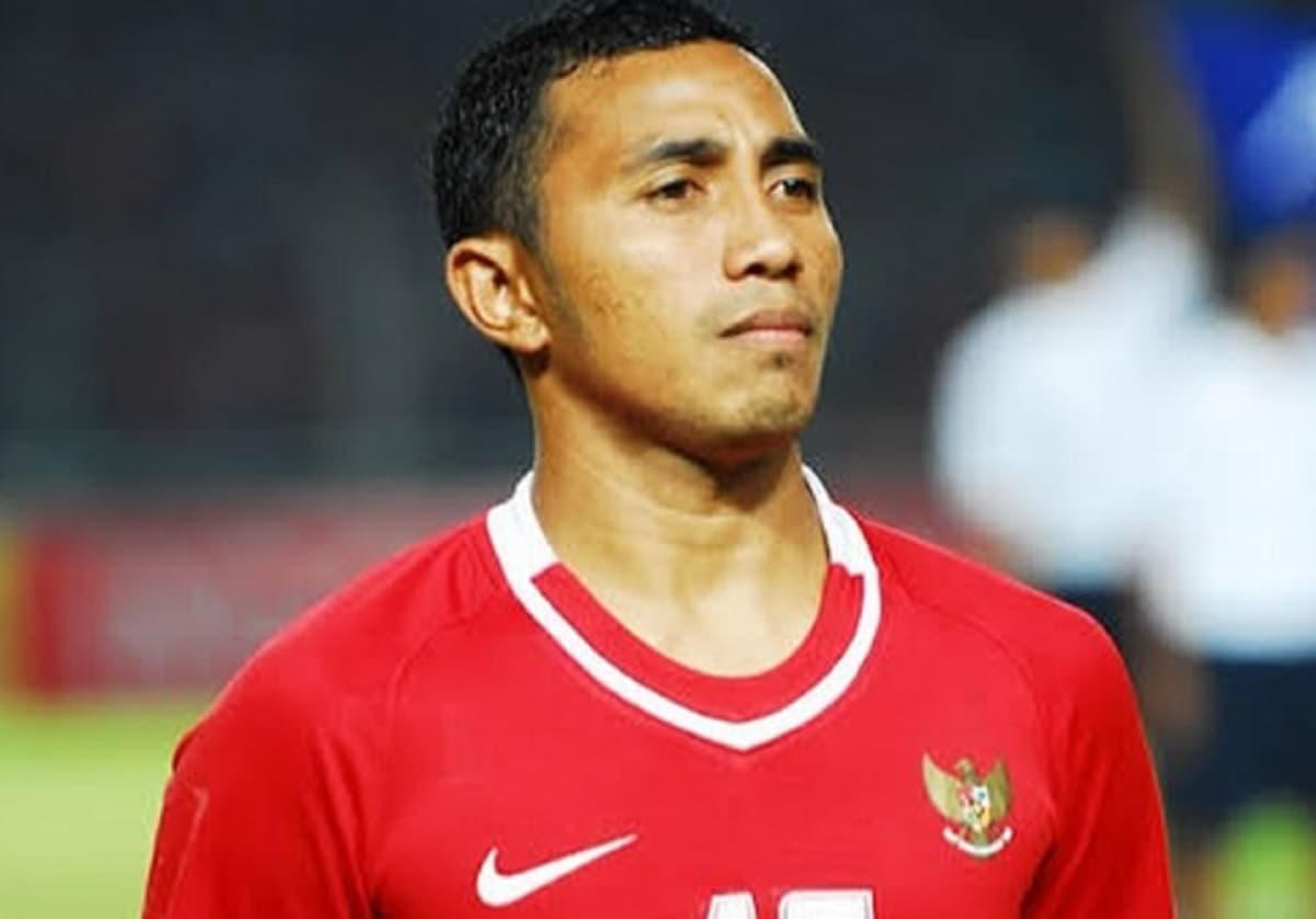 Kisah Firman Utina, Satu-satunya Pemain Timnas Indonesia yang Jadi Pemain Terbaik Piala AFF Kisah Firman Utina, Satu-satunya Pemain Timnas Indonesia yang Jadi Pemain Terbaik Piala AFF