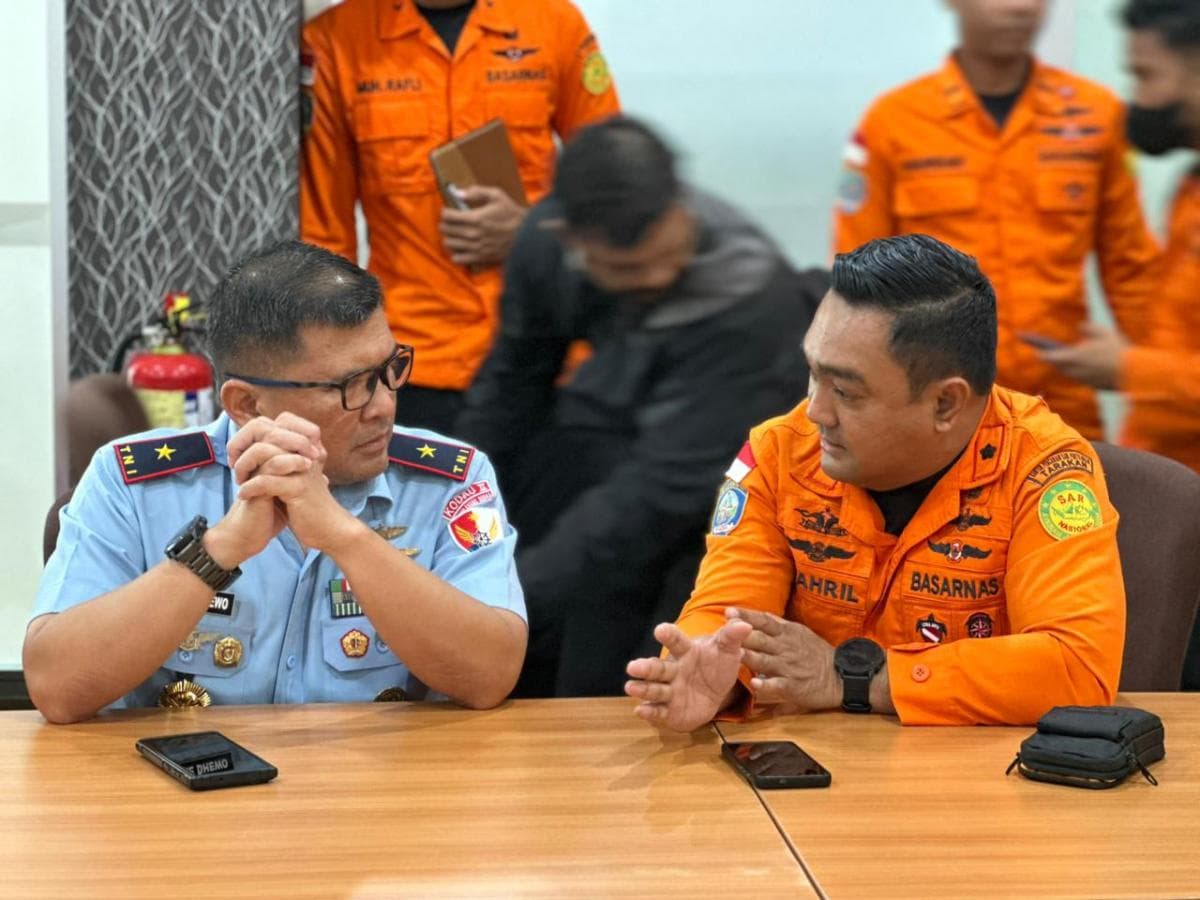 Pesawat Jatuh di Krayan, Pilot Dipastikan Meninggal Dunia Pesawat Jatuh di Krayan, Pilot Dipastikan Meninggal Dunia