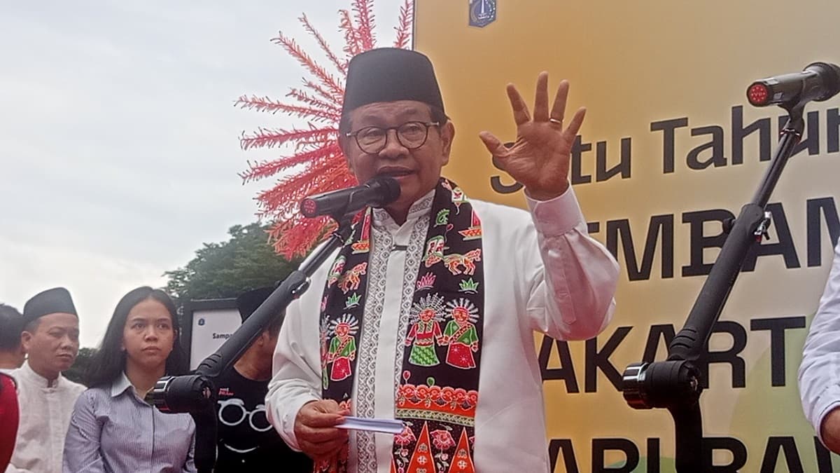 Pramono Akui Janji Kampanye Naikkan Insentif RT/RW dan Pemasangan CCTV Belum Terealisasi Pramono Akui Janji Kampanye Naikkan Insentif RT/RW dan Pemasangan CCTV Belum Terealisasi