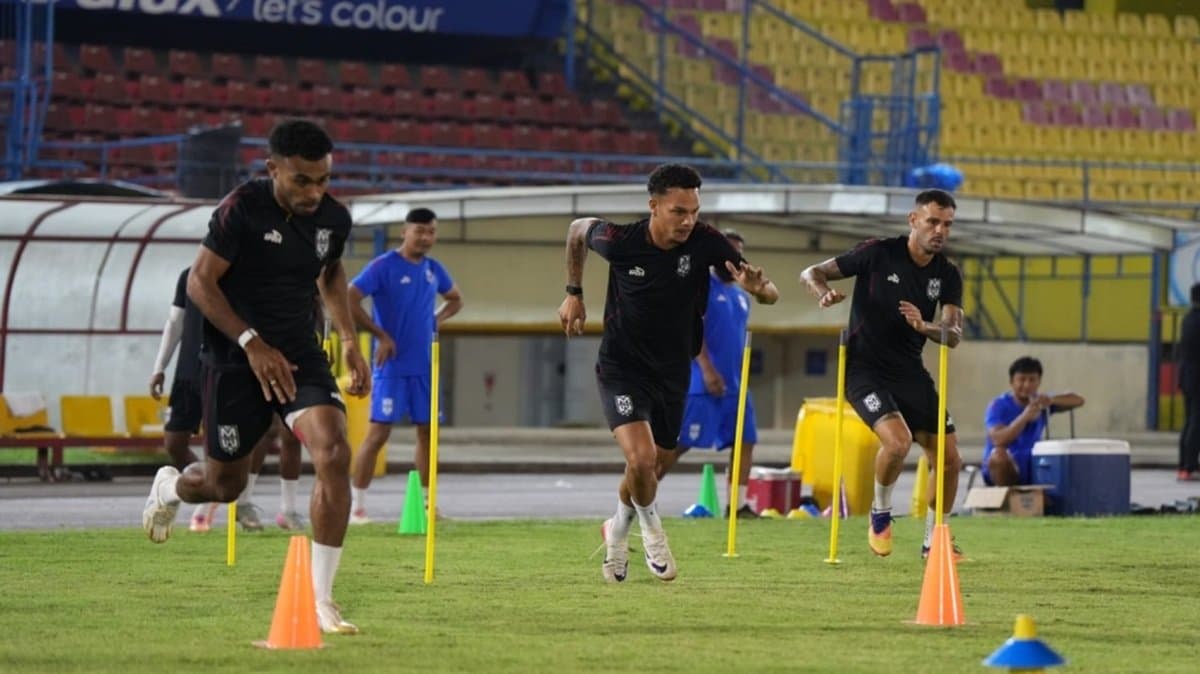 Malut United Bidik 3 Poin di Markas Semen Padang demi Target 4 Besar Malut United Bidik 3 Poin di Markas Semen Padang demi Target 4 Besar