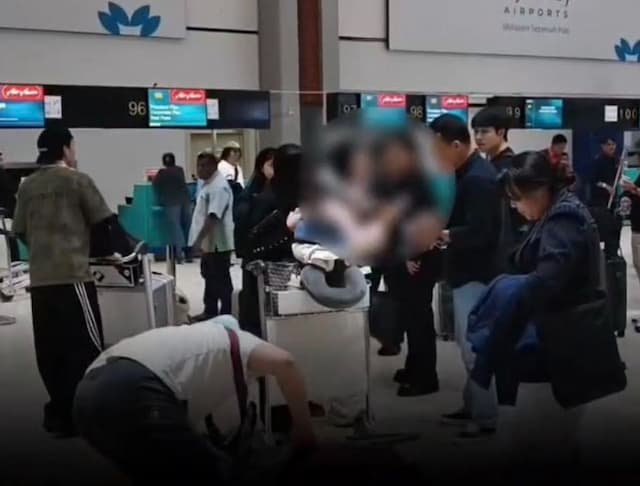 Jadi Kru Pemotretan, 13 WN Tiongkok dan Malaysia Dideportasi Jadi Kru Pemotretan, 13 WN Tiongkok dan Malaysia Dideportasi