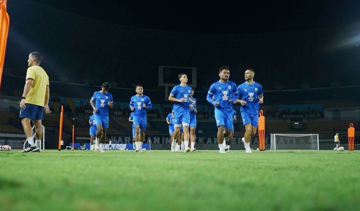 Persib Bandung Fokus ke Super League 2025-2026, Bojan Hodak Ubah Pola Latihan Selama Ramadhan Persib Bandung Fokus ke Super League 2025-2026, Bojan Hodak Ubah Pola Latihan Selama Ramadhan