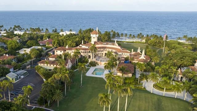 Breaking News! Pria Ditembak Mati Usai Masuki Area Kediaman Trump di Mar-a-Lago Breaking News! Pria Ditembak Mati Usai Masuki Area Kediaman Trump di Mar-a-Lago