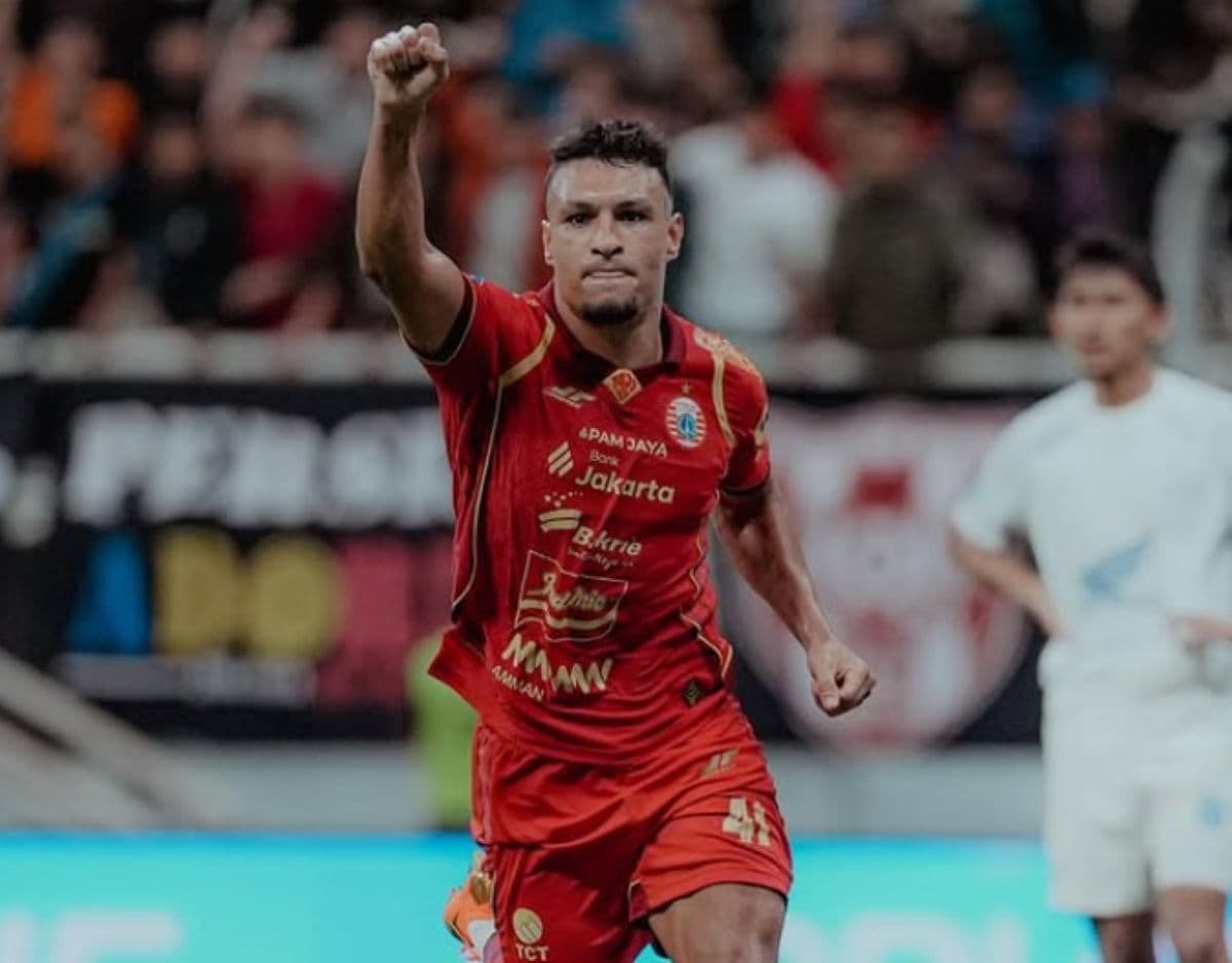 Kisah Alaeddine Ajaraie, Bintang Persija Jakarta yang Temukan Kekuatan Spiritual dan Kenyamanan Ramadhan di Indonesia Kisah Alaeddine Ajaraie, Bintang Persija Jakarta yang Temukan Kekuatan Spiritual dan Kenyamanan Ramadhan di Indonesia