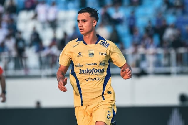 Persib Bandung Kukuh di Puncak Klasemen, Eliano Reijnders: Kami Ingin Juara Super League 2025-2026! Persib Bandung Kukuh di Puncak Klasemen, Eliano Reijnders: Kami Ingin Juara Super League 2025-2026!