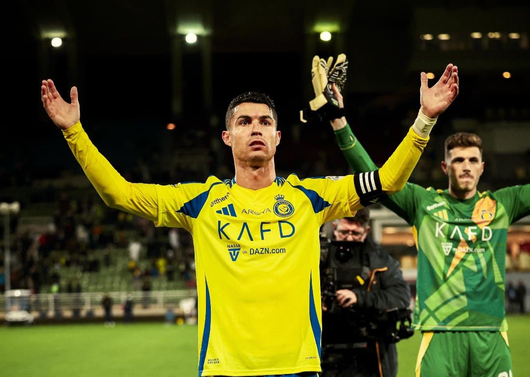 Kisah Ketertarikan Cristiano Ronaldo dengan Islam, Pernah Dapat Alquran hingga Disebut Hafal Surat Al-Fatihah Kisah Ketertarikan Cristiano Ronaldo dengan Islam, Pernah Dapat Alquran hingga Disebut Hafal Surat Al-Fatihah