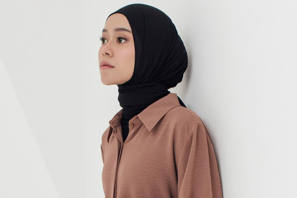 Lesti Kejora Setia Masak Sahur untuk Keluarga Meski Sedang Hamil Tua Lesti Kejora Setia Masak Sahur untuk Keluarga Meski Sedang Hamil Tua