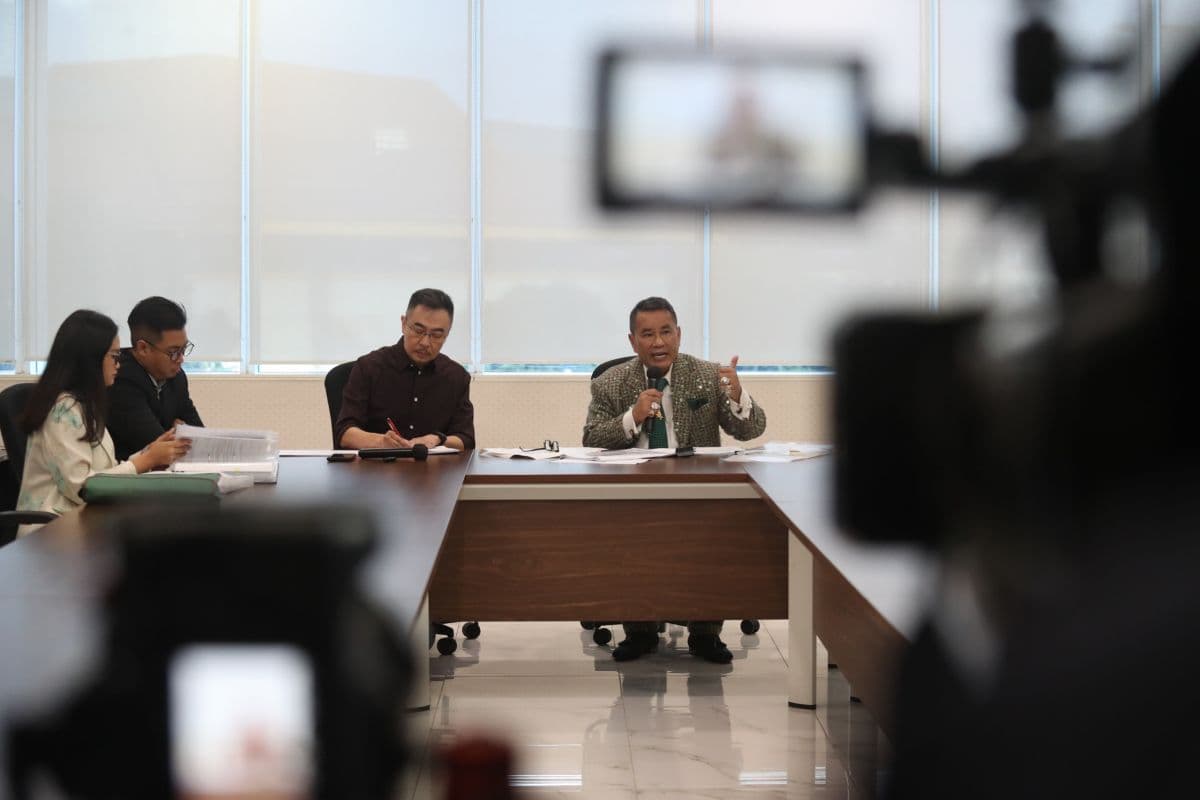 CMNP Kalah Lagi! Hotman Semringah Ahli Hukum Tegaskan: Ini Salah Gugat! CMNP Kalah Lagi! Hotman Semringah Ahli Hukum Tegaskan: Ini Salah Gugat!