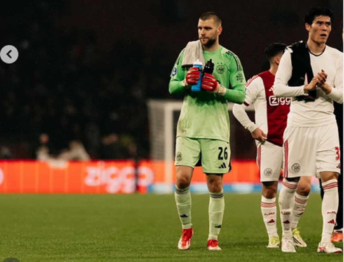 Ajax Amsterdam Ingin Beli Kiper Baru meski Maarten Paes Bikin 7 Penyelamatan Lawan NEC Nijmegen Ajax Amsterdam Ingin Beli Kiper Baru meski Maarten Paes Bikin 7 Penyelamatan Lawan NEC Nijmegen
