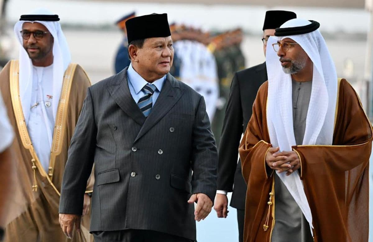 Prabowo Tiba di Abu Dhabi Temui Presiden MBZ Prabowo Tiba di Abu Dhabi Temui Presiden MBZ