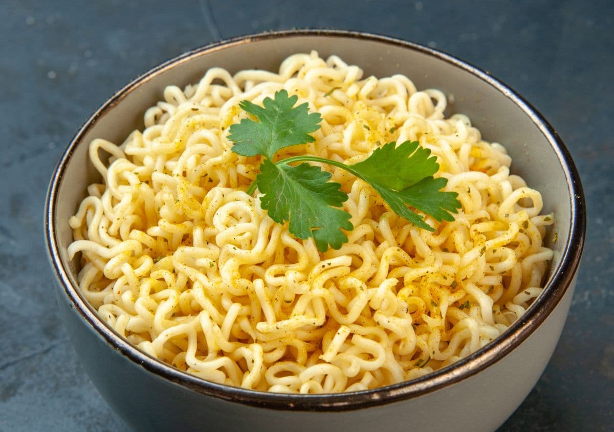 Sahur Pakai Mi Instan dan Nasi, Ternyata Miliki Dampak Buruk Sahur Pakai Mi Instan dan Nasi, Ternyata Miliki Dampak Buruk