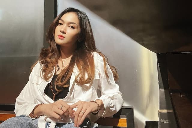 Febby Carol Bongkar Status Istri Baru Virgoun: Janda Tanpa Anak Febby Carol Bongkar Status Istri Baru Virgoun: Janda Tanpa Anak
