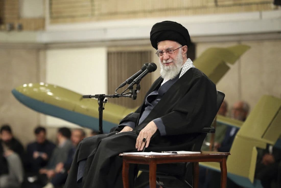 Media Iran Laporkan Khamenei Masih Hidup, Pimpin Perang Lawan AS-Israel Media Iran Laporkan Khamenei Masih Hidup, Pimpin Perang Lawan AS-Israel