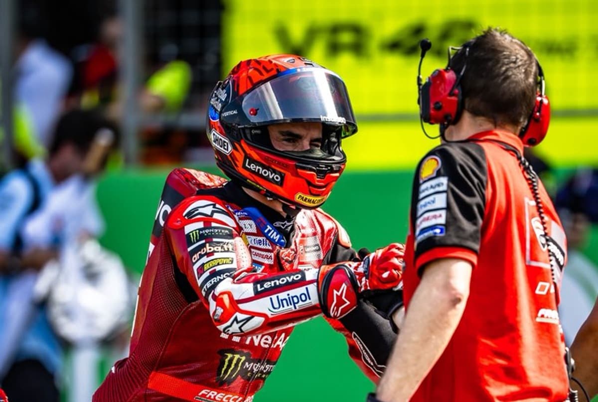 Apesnya Marc Marquez di MotoGP Thailand 2026: Kena Penalti hingga Gagal Finis karena Pecah Ban! Apesnya Marc Marquez di MotoGP Thailand 2026: Kena Penalti hingga Gagal Finis karena Pecah Ban!