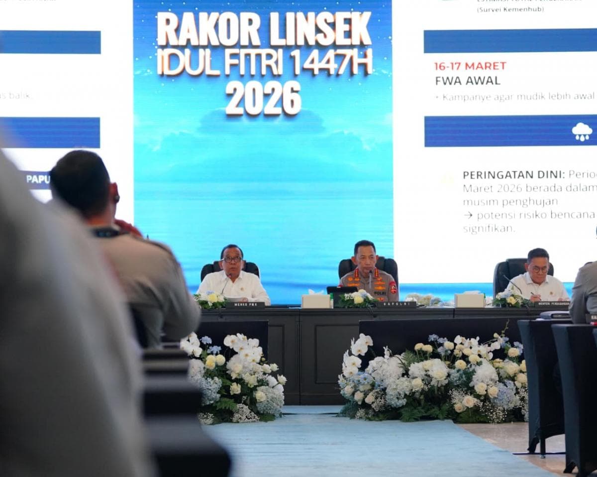 Polri Siapkan Rekayasa Lalin One Way hingga Contraflow saat Arus Mudik Lebaran 2026 Polri Siapkan Rekayasa Lalin One Way hingga Contraflow saat Arus Mudik Lebaran 2026