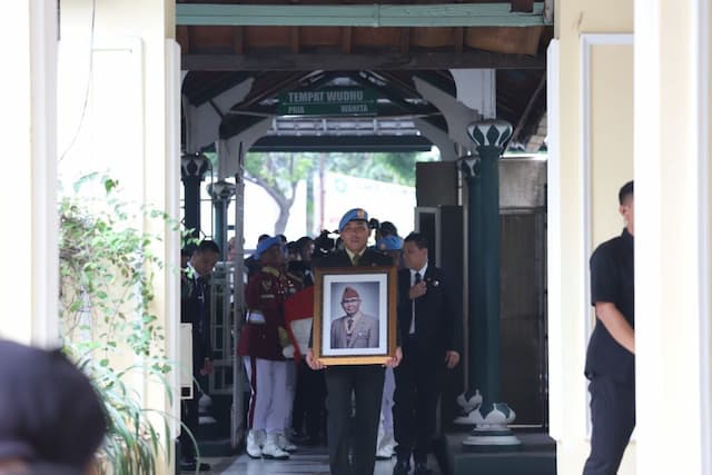 Ungkap Keinginan Try Sutrisno Sebelum Wafat, Muzani: Beliau Ingin Ada Amandemen UUD 45 Ungkap Keinginan Try Sutrisno Sebelum Wafat, Muzani: Beliau Ingin Ada Amandemen UUD 45