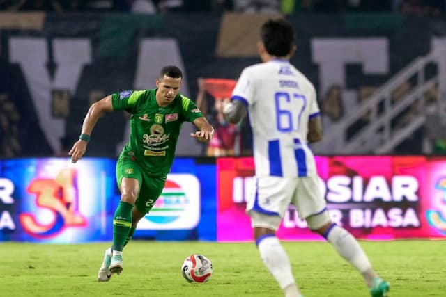 Hasil Babak Pertama Persebaya Surabaya vs Persib Bandung di Super League 2025-2026: Bajul Ijo Unggul 1-0 Berkat Penalti Hasil Babak Pertama Persebaya Surabaya vs Persib Bandung di Super League 2025-2026: Bajul Ijo Unggul 1-0 Berkat Penalti