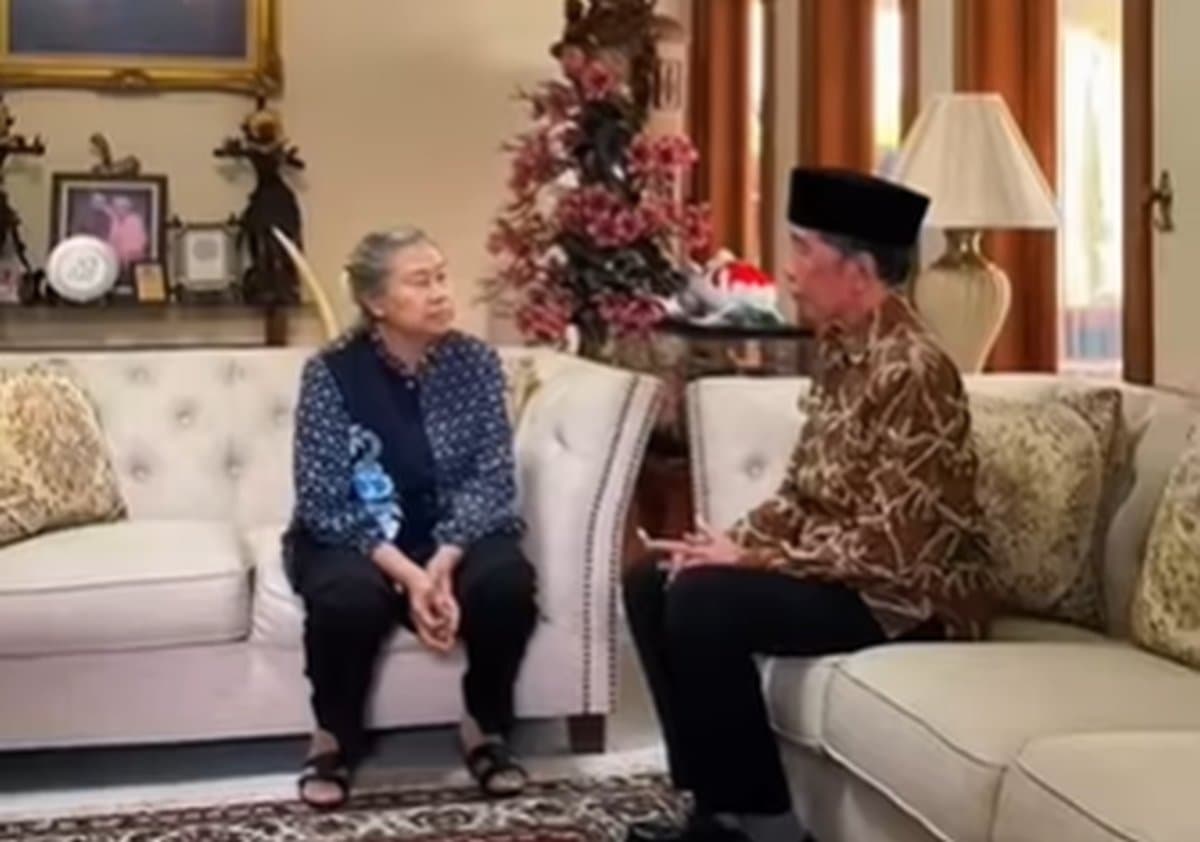 Kepergian Try Sutrisno, Jokowi: Dedikasi Beliau Akan Terus Menginspirasi Kepergian Try Sutrisno, Jokowi: Dedikasi Beliau Akan Terus Menginspirasi