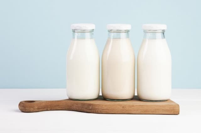 Minum Susu saat Sahur Bikin Kenyang Lebih Lama Minum Susu saat Sahur Bikin Kenyang Lebih Lama