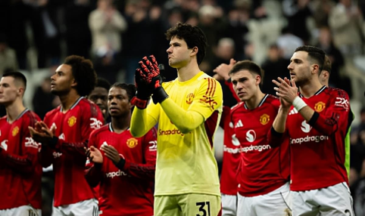 Respons Michael Carrick Setelah Manchester United Kalah 1-2 dari 10 Pemain Newcastle United Respons Michael Carrick Setelah Manchester United Kalah 1-2 dari 10 Pemain Newcastle United