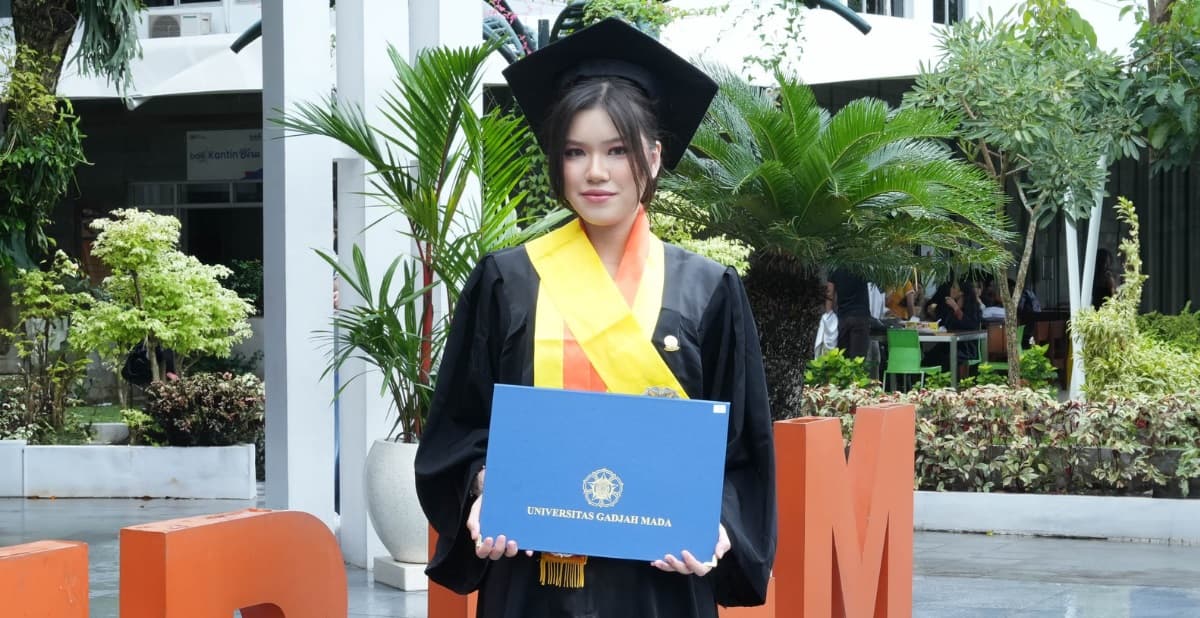 Kisah Cynthia Fransisca, Lulusan Cumlaude FEB UGM yang Berkarier di Ernst & Young Kisah Cynthia Fransisca, Lulusan Cumlaude FEB UGM yang Berkarier di Ernst & Young