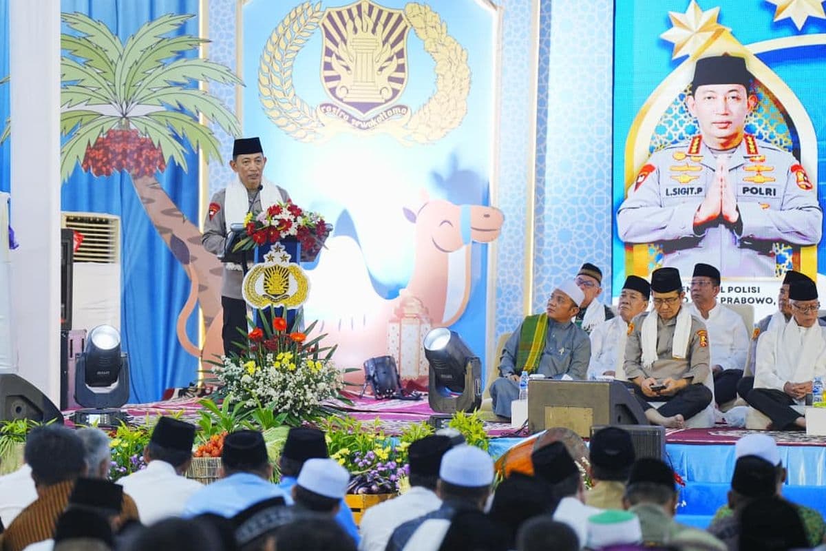 Safari Ramadhan di Sumsel, Kapolri: Jangan Terpancing Isu yang Memecah Persatuan! Safari Ramadhan di Sumsel, Kapolri: Jangan Terpancing Isu yang Memecah Persatuan!