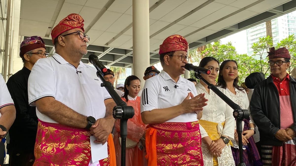 Pramono Sebut Curah Hujan Sangat Tinggi, 1.200 Pompa Disiagakan Pramono Sebut Curah Hujan Sangat Tinggi, 1.200 Pompa Disiagakan