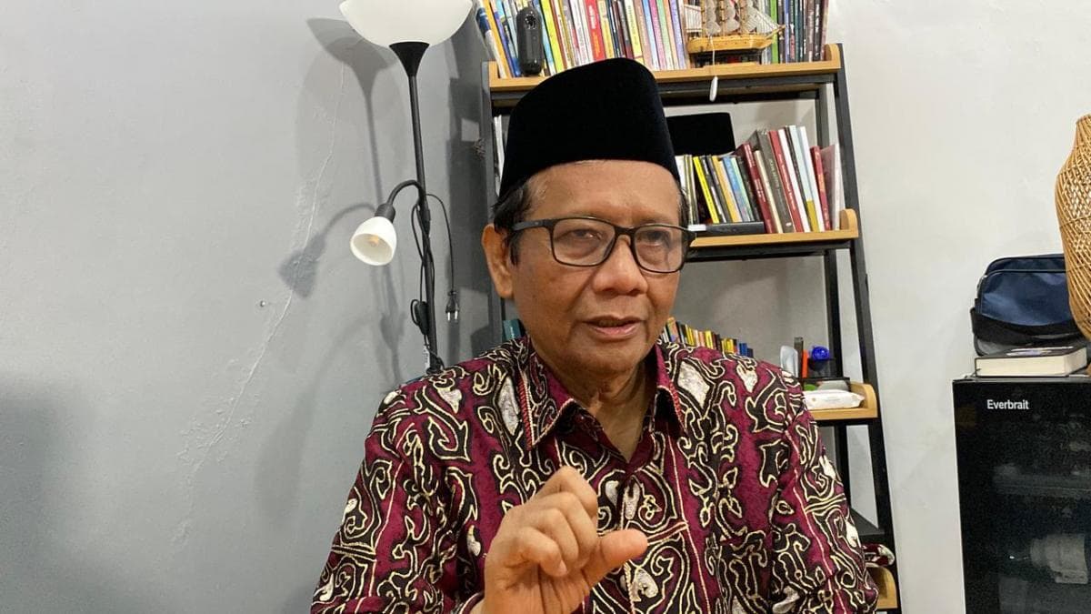 Mahfud MD: Tim Reformasi Polri Hasilkan 7 Buku Tebal dan 3 Dokumen Pengantar Mahfud MD: Tim Reformasi Polri Hasilkan 7 Buku Tebal dan 3 Dokumen Pengantar