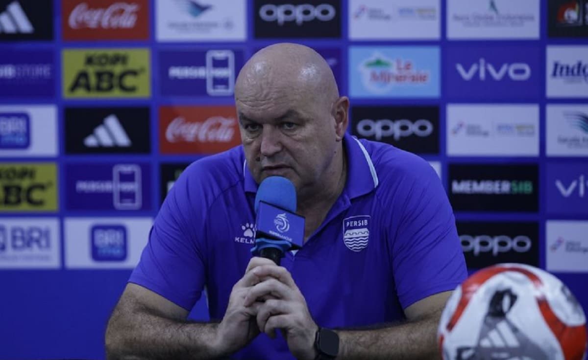 Bojan Hodak Pusing Jelang Borneo FC vs Persib Bandung, Kenapa? Bojan Hodak Pusing Jelang Borneo FC vs Persib Bandung, Kenapa?