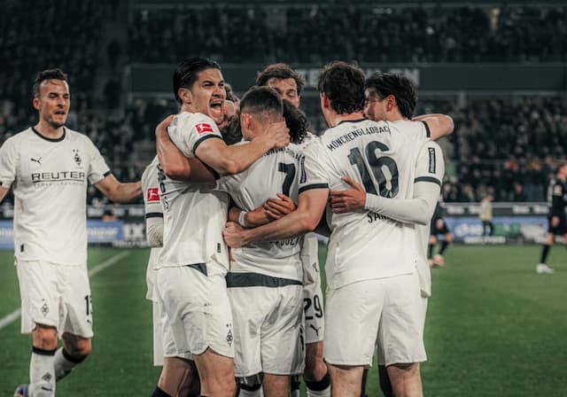 Borussia Monchengladbach Sikat St Pauli 2-0, Kevin Diks Puji Gol Cantik Rekan Setim Borussia Monchengladbach Sikat St Pauli 2-0, Kevin Diks Puji Gol Cantik Rekan Setim