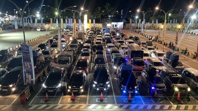 Waspada Kemacetan Parah di Pelabuhan Merak saat Mudik Lebaran 2026, Ini Biang Keroknya Waspada Kemacetan Parah di Pelabuhan Merak saat Mudik Lebaran 2026, Ini Biang Keroknya