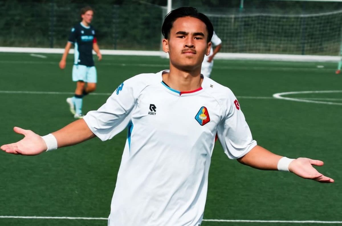 Kesulitan Tembus Skuad Belanda, Keponakan Giovanni van Bronckhorst Ingin Bela Timnas Indonesia Kesulitan Tembus Skuad Belanda, Keponakan Giovanni van Bronckhorst Ingin Bela Timnas Indonesia