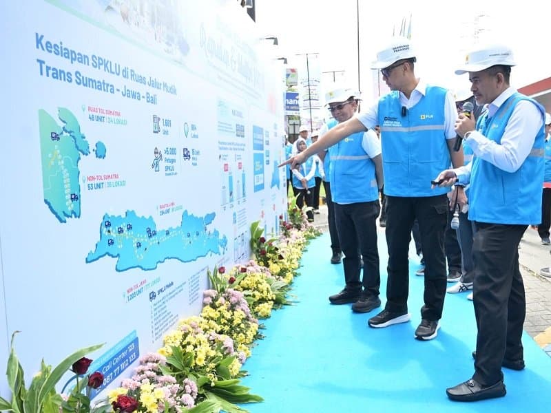 Proyeksi Pemudik EV Melonjak, Dirut PLN Cek Kesiapan Layanan SPKLU Trans Jawa Proyeksi Pemudik EV Melonjak, Dirut PLN Cek Kesiapan Layanan SPKLU Trans Jawa
