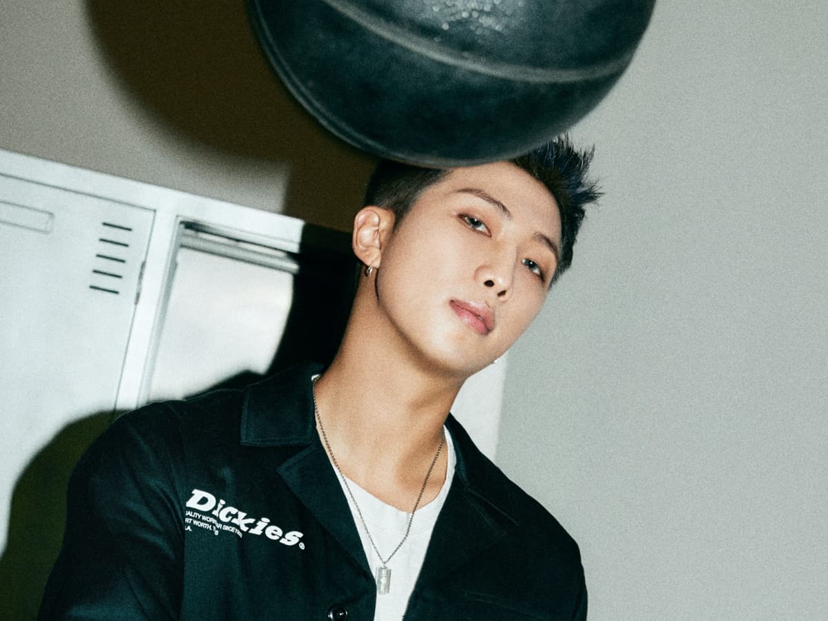 RM BTS Cedera Pergelangan Kaki, Pastikan Tetap Tampil di Konser ARIRANG RM BTS Cedera Pergelangan Kaki, Pastikan Tetap Tampil di Konser ARIRANG