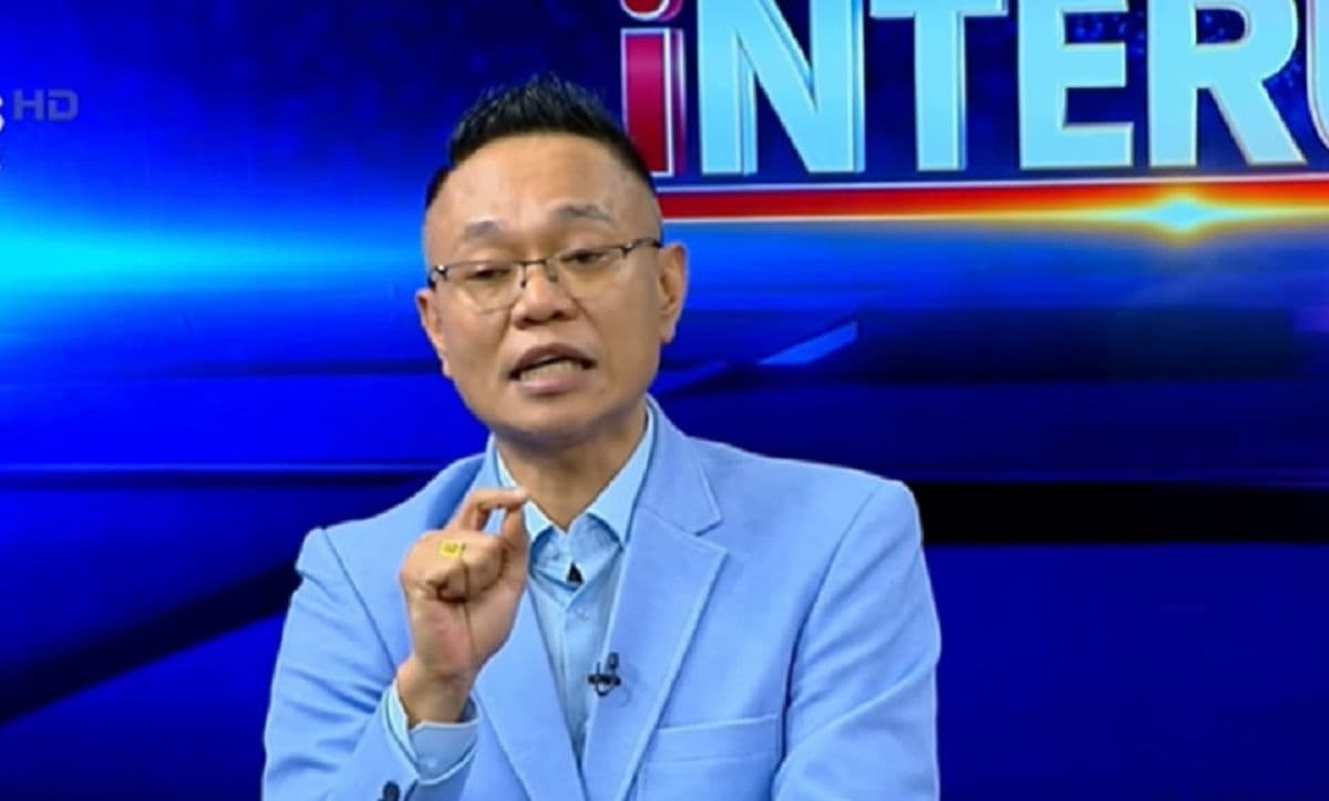 Polemik Ijazah Jokowi, Ade Darmawan: Analisis Fotokopi Bukan Anatomi Polemik Ijazah Jokowi, Ade Darmawan: Analisis Fotokopi Bukan Anatomi