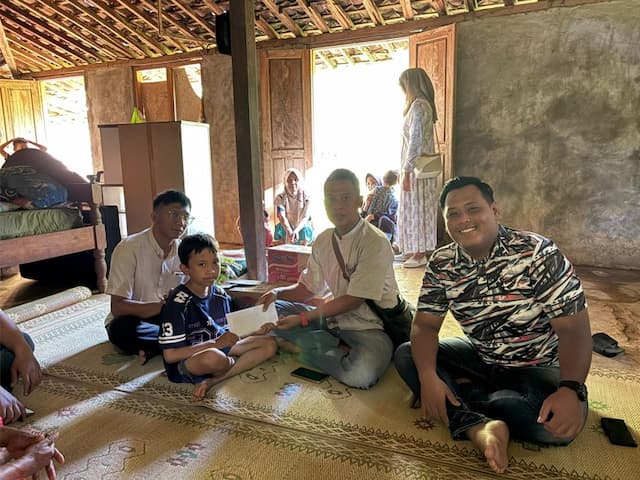 Fendi Bocah Gunungkidul Putus Sekolah demi Rawat Ibu, Relawan Prabowo: Kita Kawal! Fendi Bocah Gunungkidul Putus Sekolah demi Rawat Ibu, Relawan Prabowo: Kita Kawal!