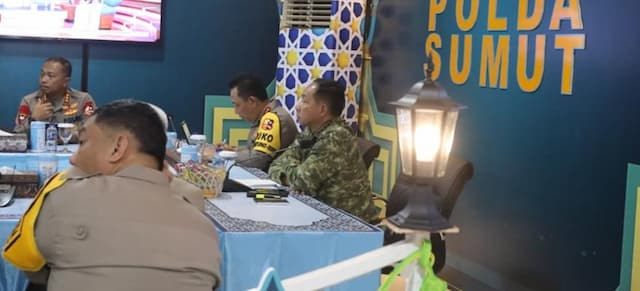 Kompak! Panglima TNI dan Kapolri Tinjau Pos Terpadu Mudik Lebaran 2026 Kompak! Panglima TNI dan Kapolri Tinjau Pos Terpadu Mudik Lebaran 2026