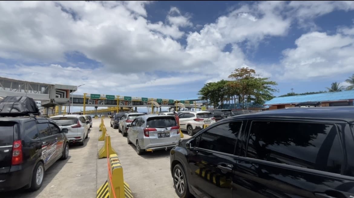 Jelang Puncak Arus Balik 2026, Pelabuhan Bakauheni Mulai Ramai Kendaraan Jelang Puncak Arus Balik 2026, Pelabuhan Bakauheni Mulai Ramai Kendaraan