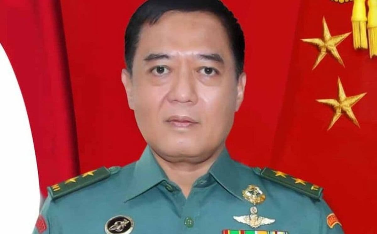 Profil Kabais TNI Letjen Yudi Abrimantyo, Serahkan Jabatan Imbas Teror Air Keras ke Aktivis Kontras Profil Kabais TNI Letjen Yudi Abrimantyo, Serahkan Jabatan Imbas Teror Air Keras ke Aktivis Kontras