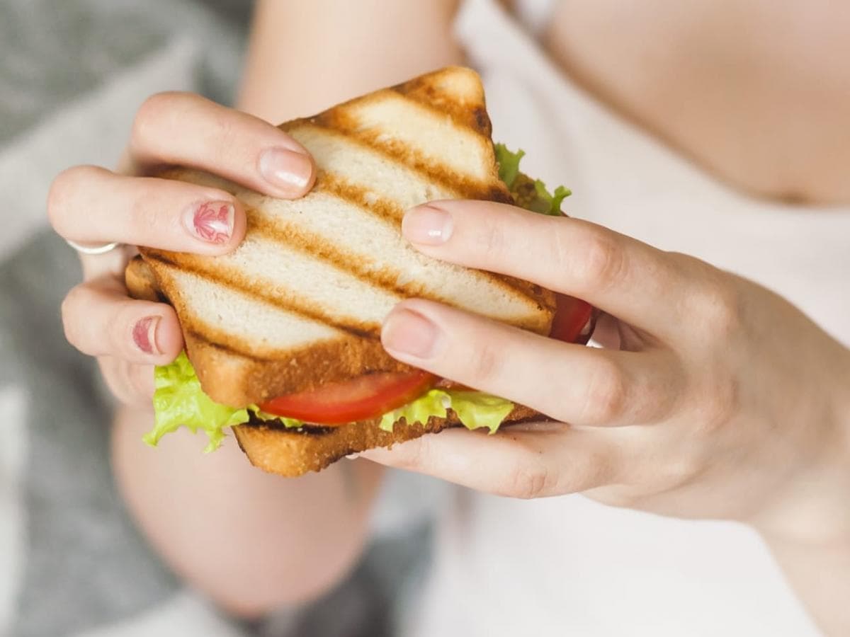 Aktris Jepang Anri Sakaguchi Ditangkap Polisi karena Mencuri Roti Rp31.000 Aktris Jepang Anri Sakaguchi Ditangkap Polisi karena Mencuri Roti Rp31.000