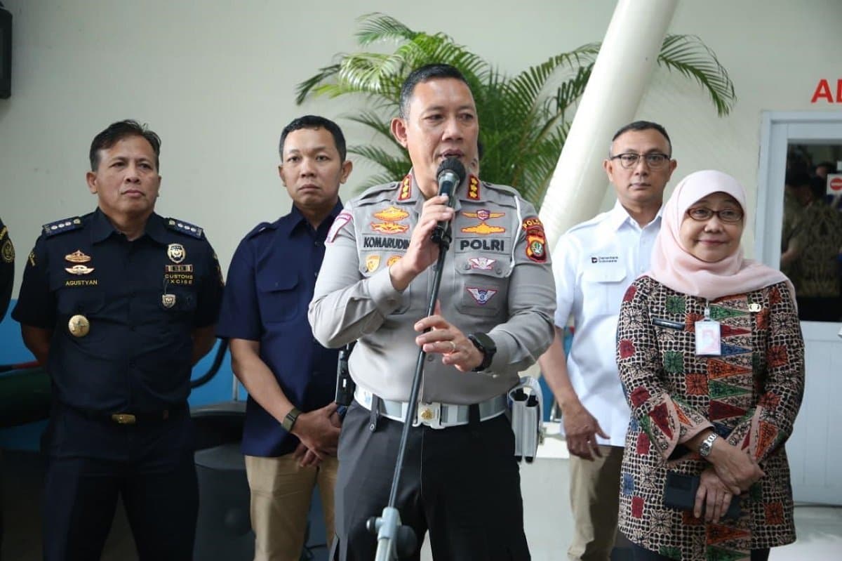 Antisipasi Kepadatan Pasca Lebaran, Polisi Siapkan Rekayasa Lalin di Pelabuhan Tanjung Priok Antisipasi Kepadatan Pasca Lebaran, Polisi Siapkan Rekayasa Lalin di Pelabuhan Tanjung Priok
