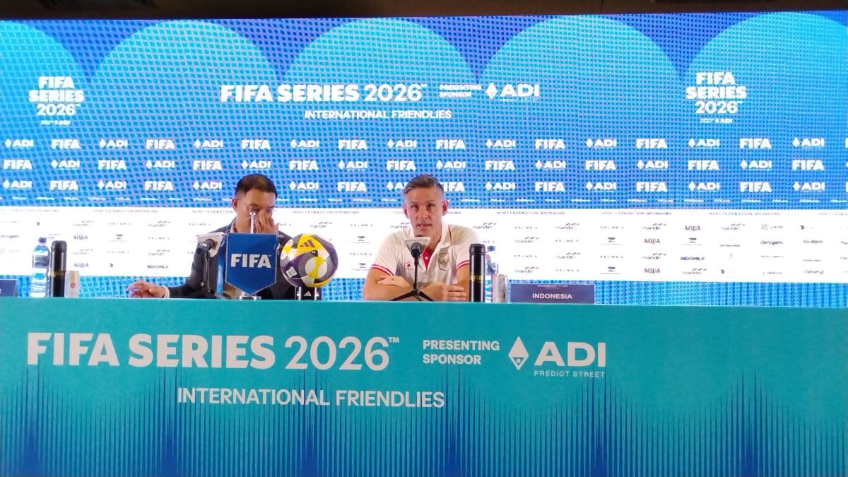 Atmosfer SUGBK Bikin John Herdman Merinding saat Timnas Indonesia Menang 4-0 atas Saint Kitts and Nevis Atmosfer SUGBK Bikin John Herdman Merinding saat Timnas Indonesia Menang 4-0 atas Saint Kitts and Nevis